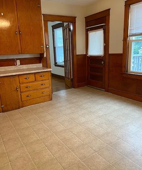 151 East Ave #2 — Photo 2