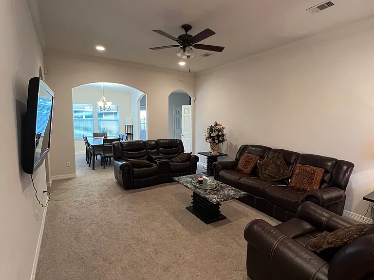 7907 Fountain St #2 — Photo 5