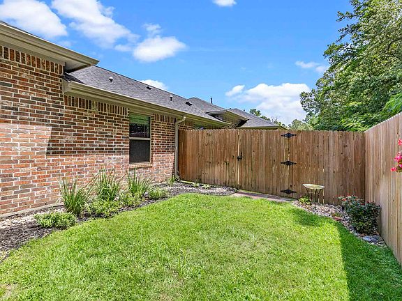 3rd image of 5121 Shiloh Village Dr
