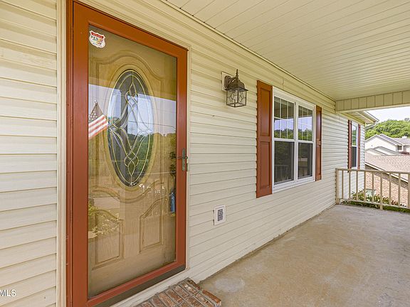 2nd image of 3120 Heather Glen Dr