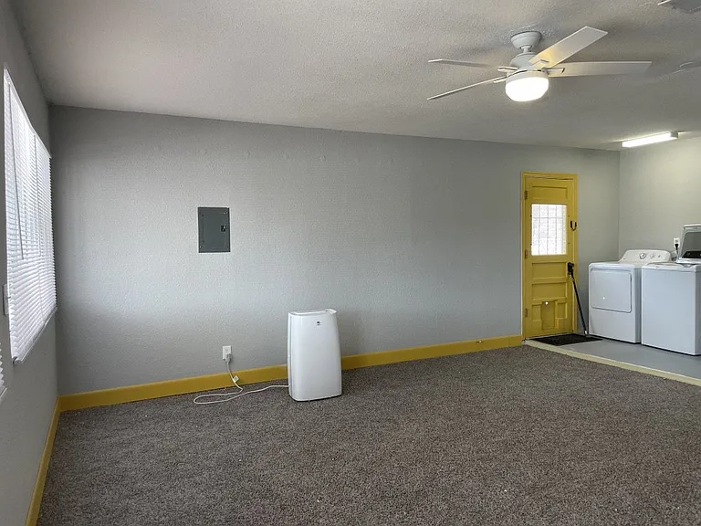 10604 Fieldrock Ct — Photo 35