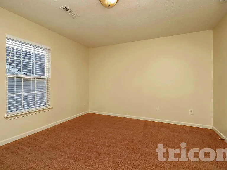 3001 Deer Trail Dr — Photo 8