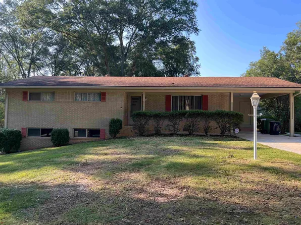 1667 W Poplar St, Griffin, GA 30224