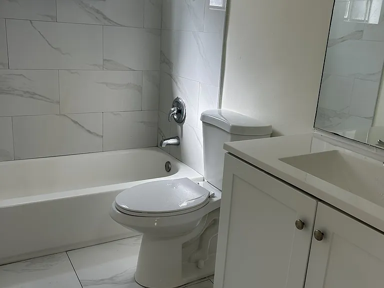 8520 SW 133rd Avenue Rd #213 — Photo 4