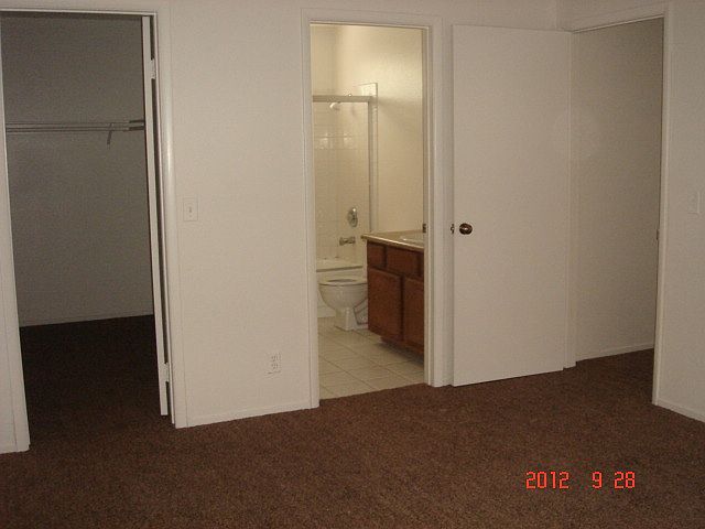 2nd image of 2001 Cameron St