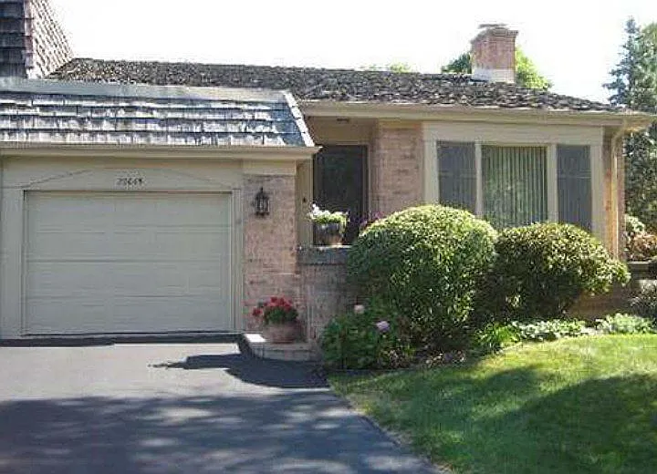 2S649 Avenue Normandy E photo 1