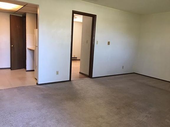 5th image of 5700 Pontiac Dr APT 2