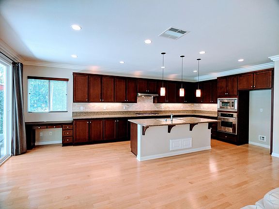 5th image of 7128 Leighton Dr