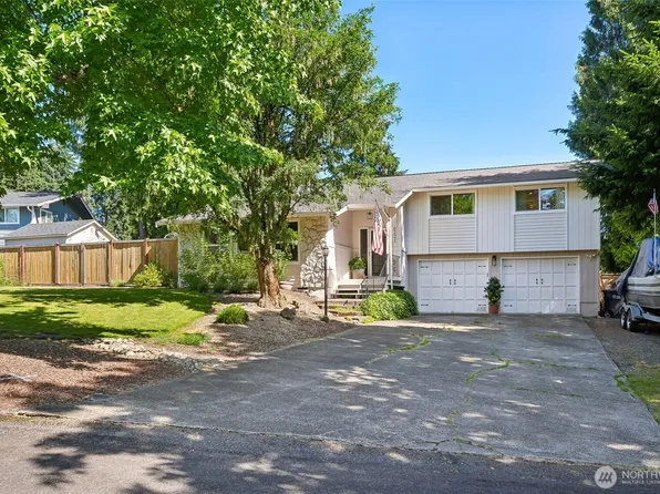 6221 81st Street E, Puyallup, WA 98371