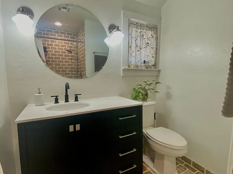 1313 Mockingbird Ln — Photo 13