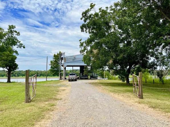 130 Rokofee Rd, Vidalia, LA 71373
