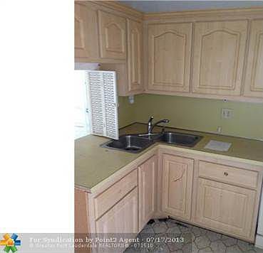 2nd image of 6021 NW 61st Ave APT 202