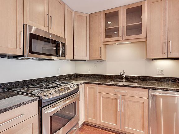 3rd image of 8220 Crestwood Heights Dr APT 210
