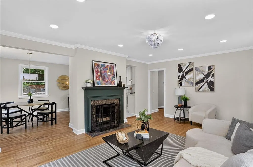 3 bed, 2.0 bath, 2088 sqft, $3,500 — Photo 4
