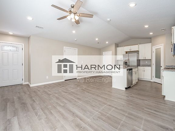 2nd image of 416 N Georgie Ave