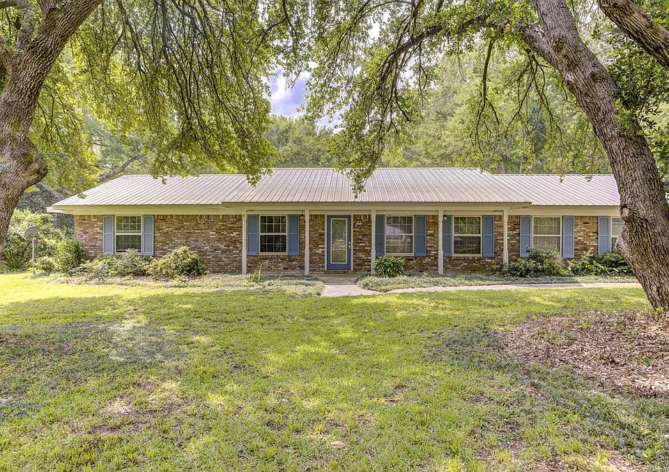 1st image of 412 Allen Pl