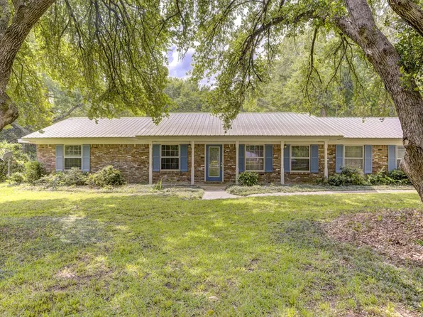 412 Allen Pl, Vicksburg, MS 39183