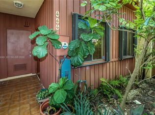 444 SE 14th St, Dania, FL 33004