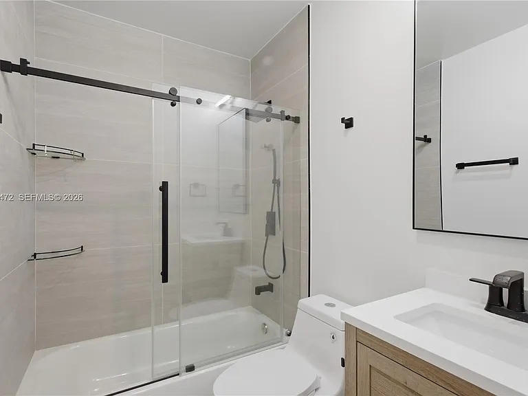 14325 NE 8th Ave — Photo 15