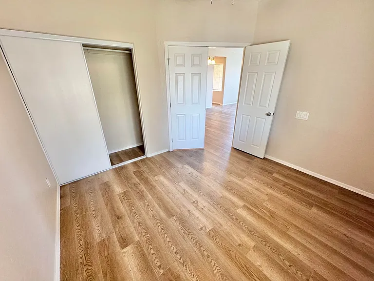 6868 Sky Pointe Dr #2139 — Photo 12
