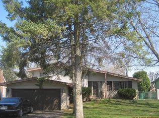 51 Lippincott Rd, Fox Lake, IL 60020