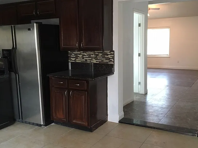913 Shadow Mountain Pl — Photo 18