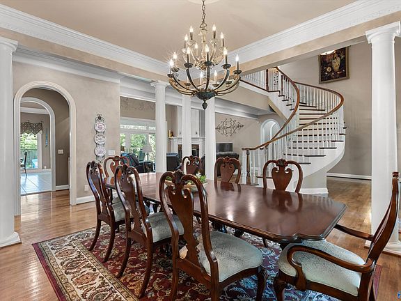 5th image of 291 Dug Hill Rd