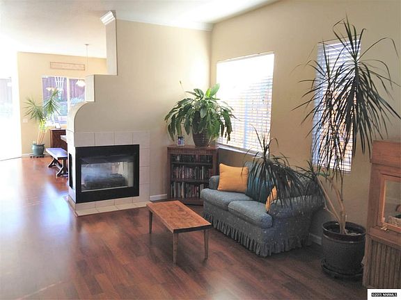 3rd image of 4474 Glacier Peak Cir