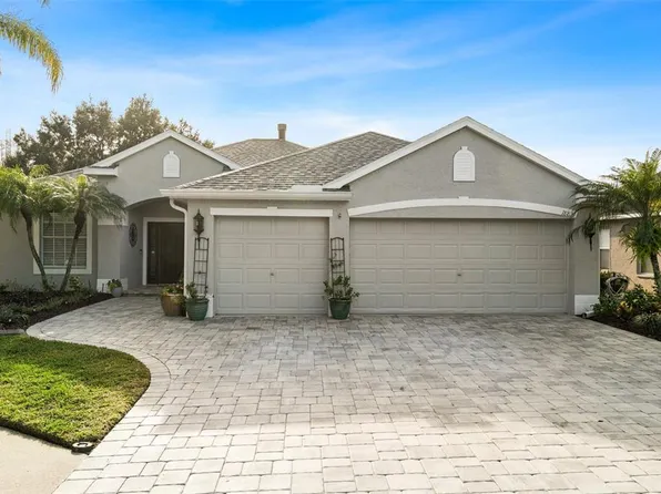 18821 Chopin Dr, Lutz, FL 33558