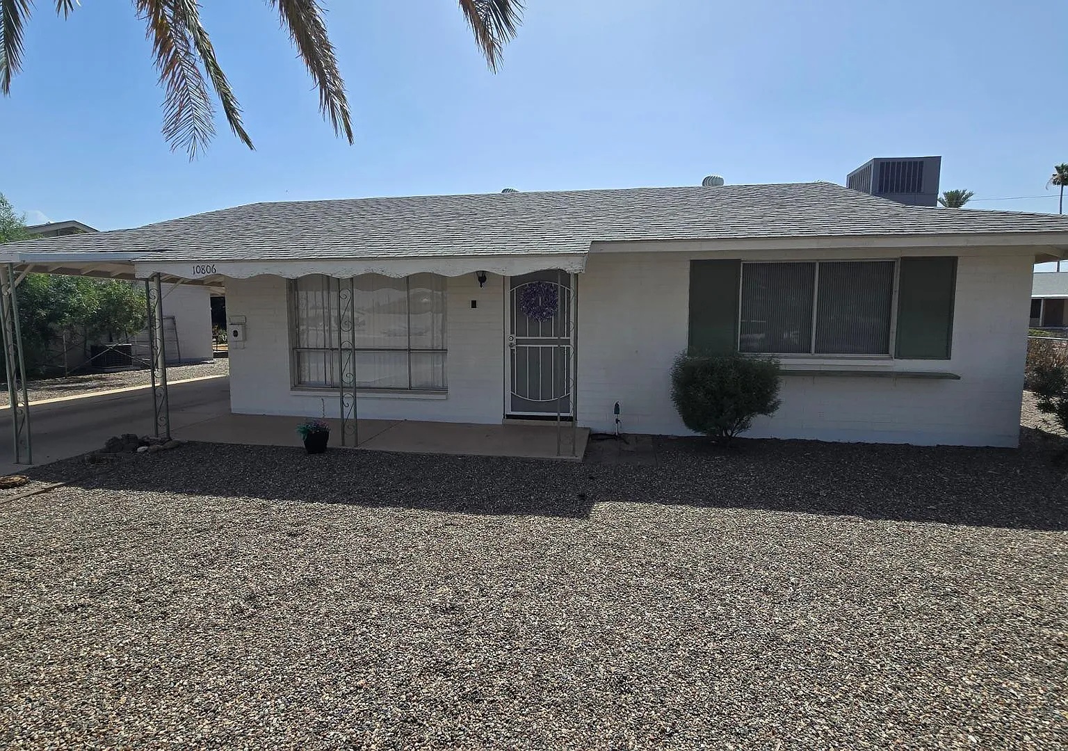 2 bed, 1.0 bath, 1122 sqft, $1,295 — Photo 1
