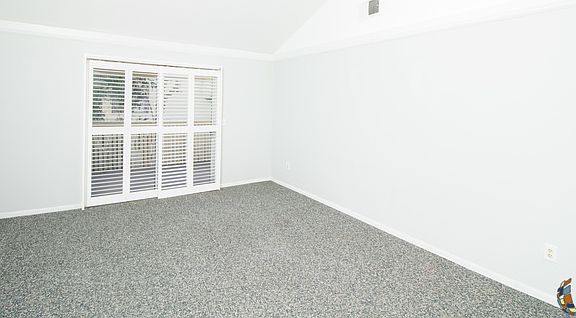 2nd image of 1724 W Olive Ave