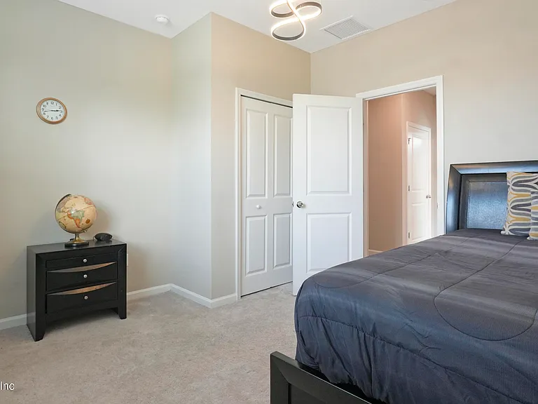 10815 Ventnor Ave — Photo 15