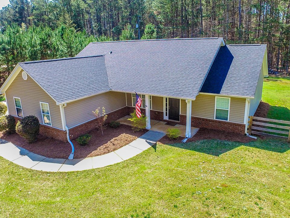 1st image of 206 Rock House Rd