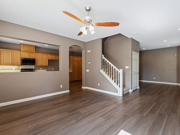 4th image of 24376 Allegra Way #0