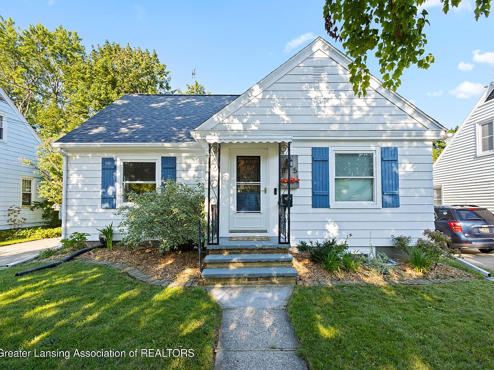 1st image of 815 Downer Ave