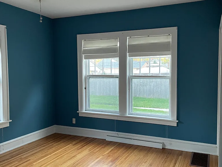 2523 Leclaire St — Photo 25