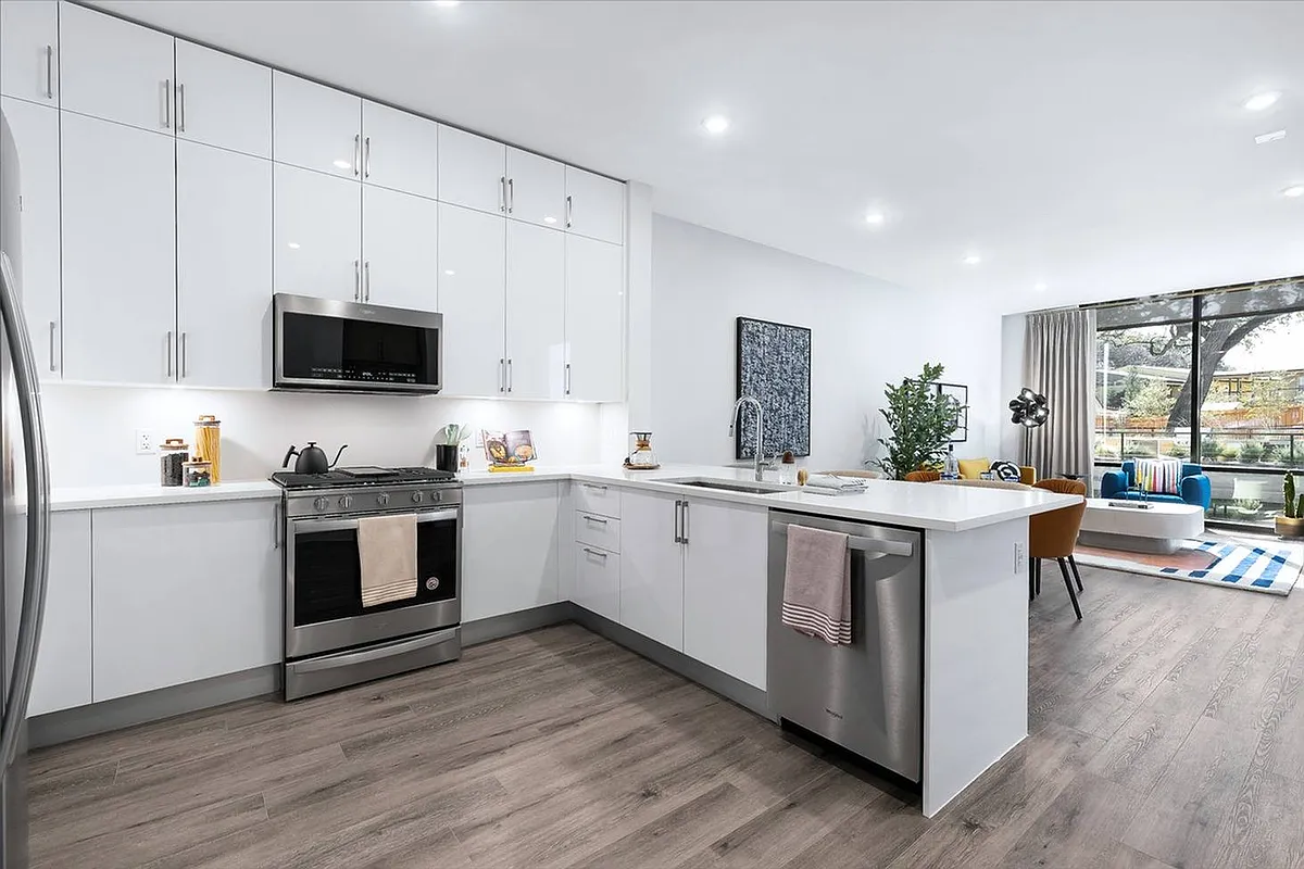 A1 Model Home: Kitchen - 1155 Barton Springs