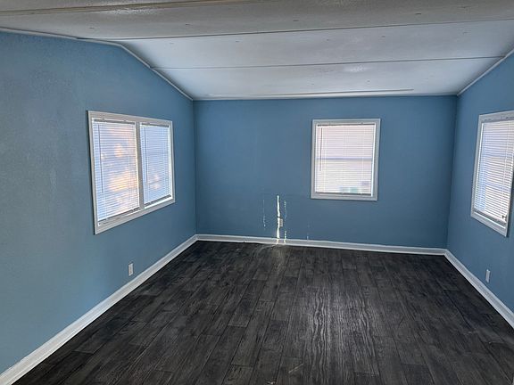 5th image of 626 S Broad St Lot 4