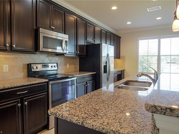 3rd image of 8638 Veronawalk Cir