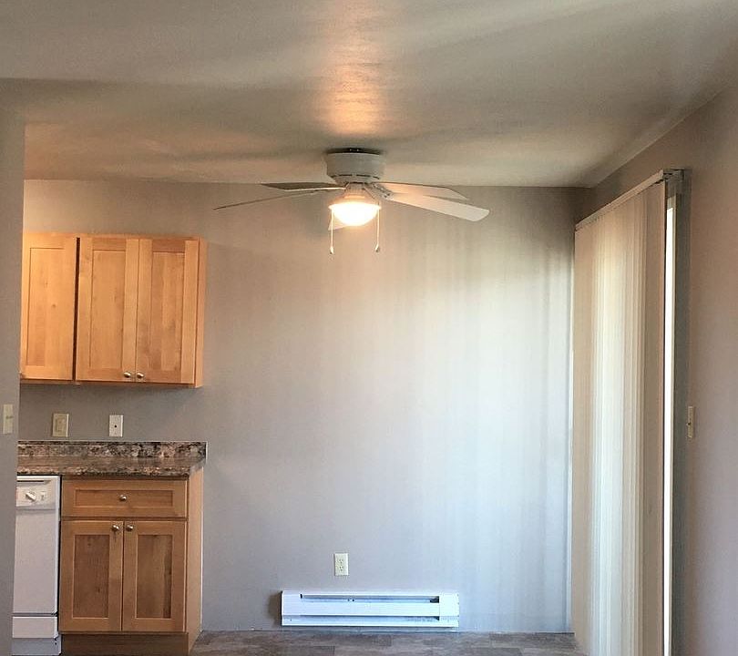 2nd image of 160 Van Giesen St APT 211
