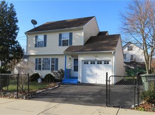 35 Division St, Bridgeport, CT 06606