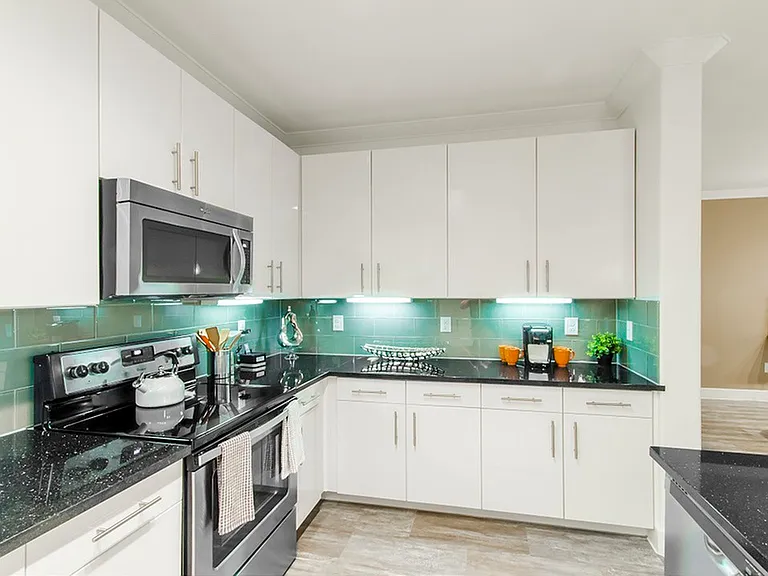 Floor Plan 7 Custom Cabinetry | Apartments For Rent Conroe TX | The Towers Woodland Floor Plan 7 Custom Cabinetry | Apartments For Rent Conroe TX | The Towers Woodland