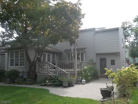 3rd image of 1455 Brookside Dr