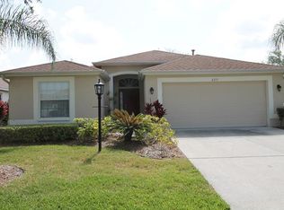 6715 Cheswick St, Sarasota, FL 34243