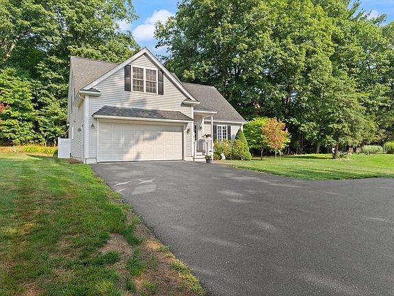 2nd image of 3 Reed Ln #3