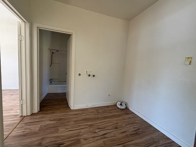 3405 Northlake Way NW #2 — Photo 9