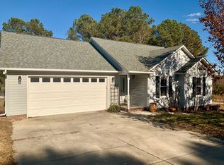 30 Forestdale Dr, Cameron, NC 28326