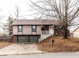 28 SE 240th Rd, Warrensburg, MO 64093