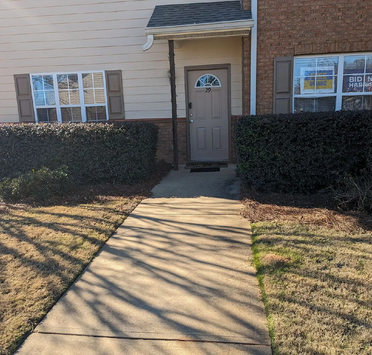 3 bed, 3.0 bath, 1470 sqft, $1,450 — Photo 1