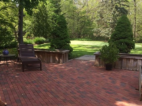 5th image of 17815 Shaker Blvd
